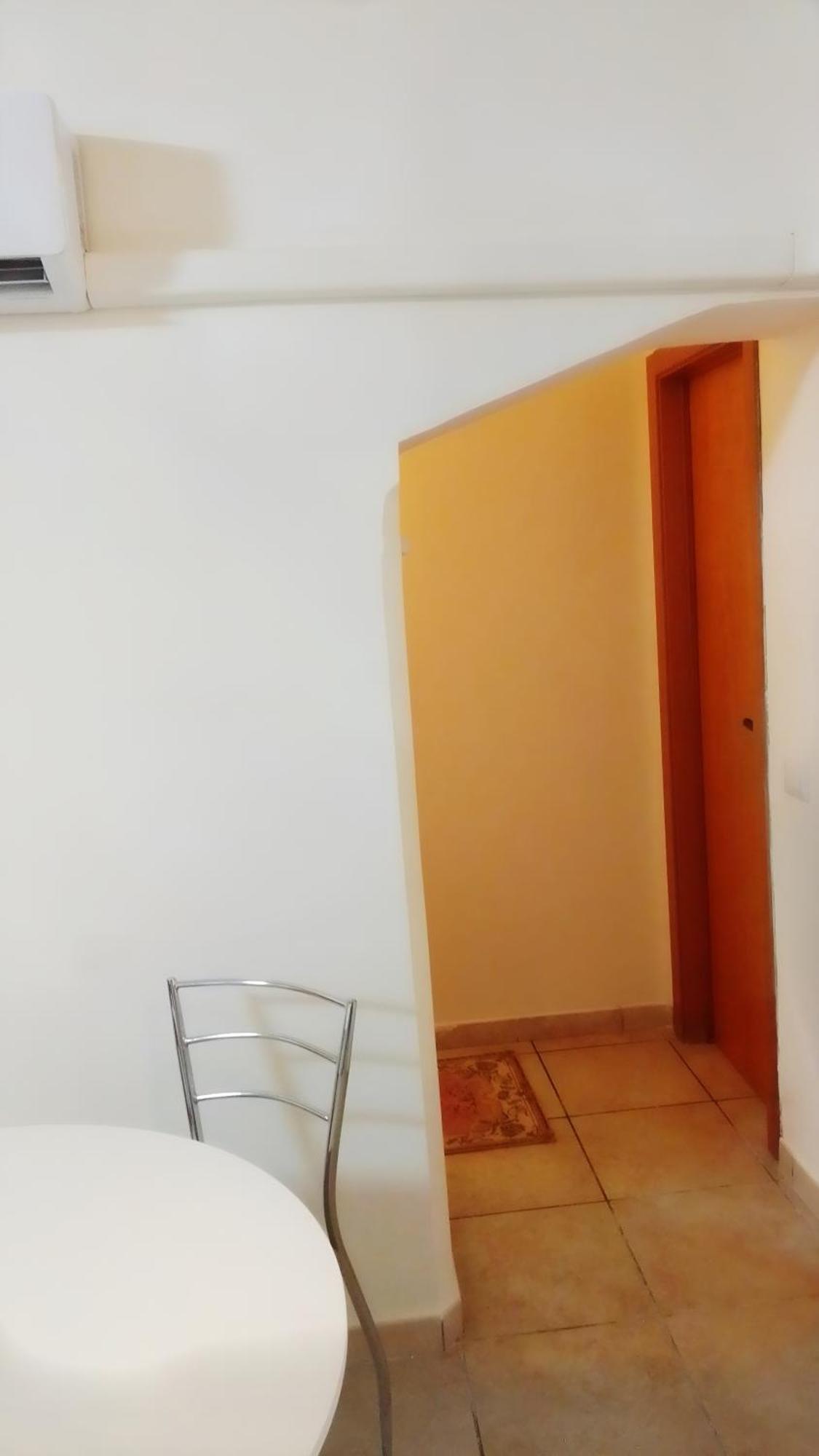 Casa Vacanza La Maison De Losyram Art Salerno Exteriör bild