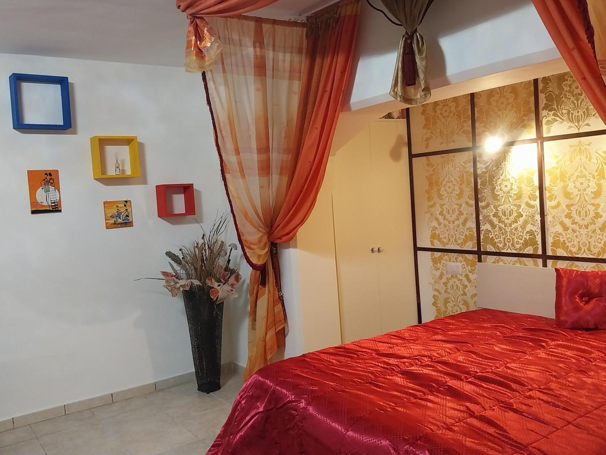 Casa Vacanza La Maison De Losyram Art Salerno Exteriör bild